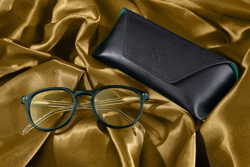 Loki Collector's Edition Glasses with case