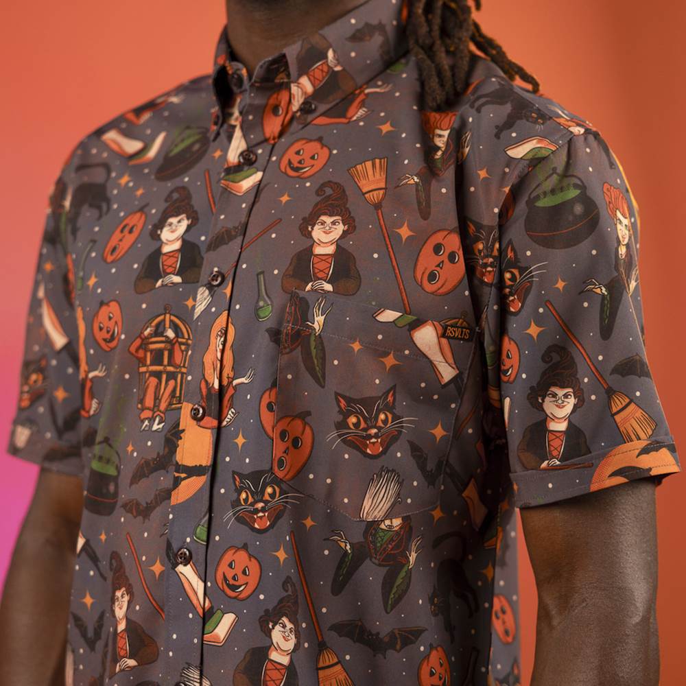 Magic and Mayhem features animated style artwork. We love Binx on the pocket!