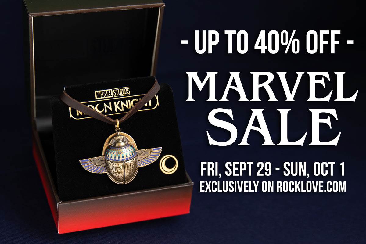 Articulated Moon Knight pendant necklace