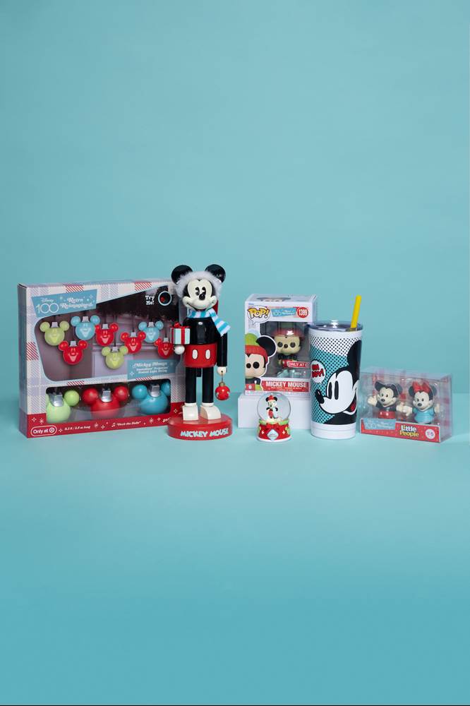 Mickey Mouse Nutcracker and other Retro themed goodies.