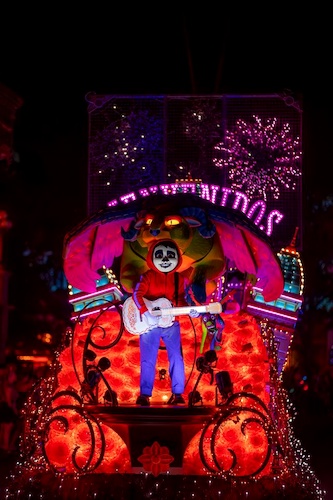 CJ Ayd, WDW Magazine